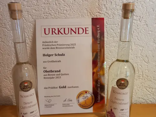 Goldurkunde für den Obstbrand aus Birne und Quitte